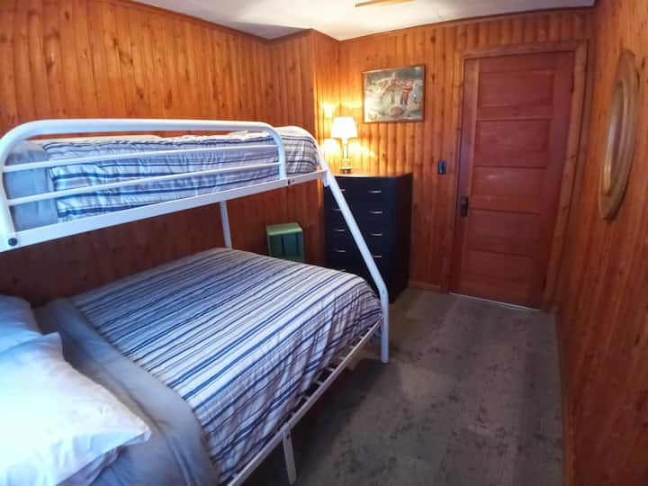 เตียงสองชั้นแบบเตียงคู่