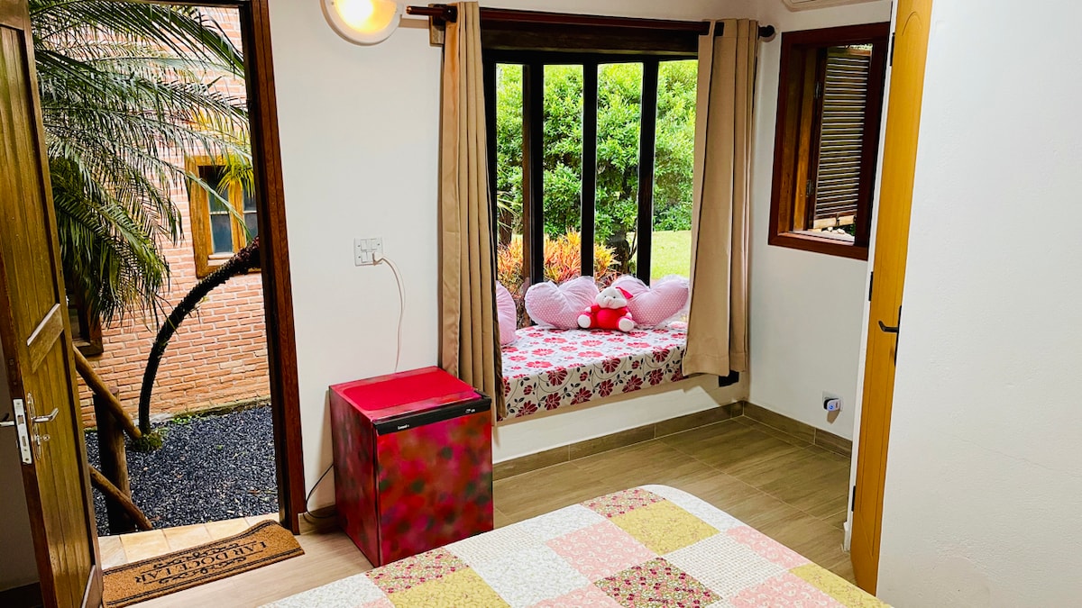 Romantični apartman s pogledom na zaljev.