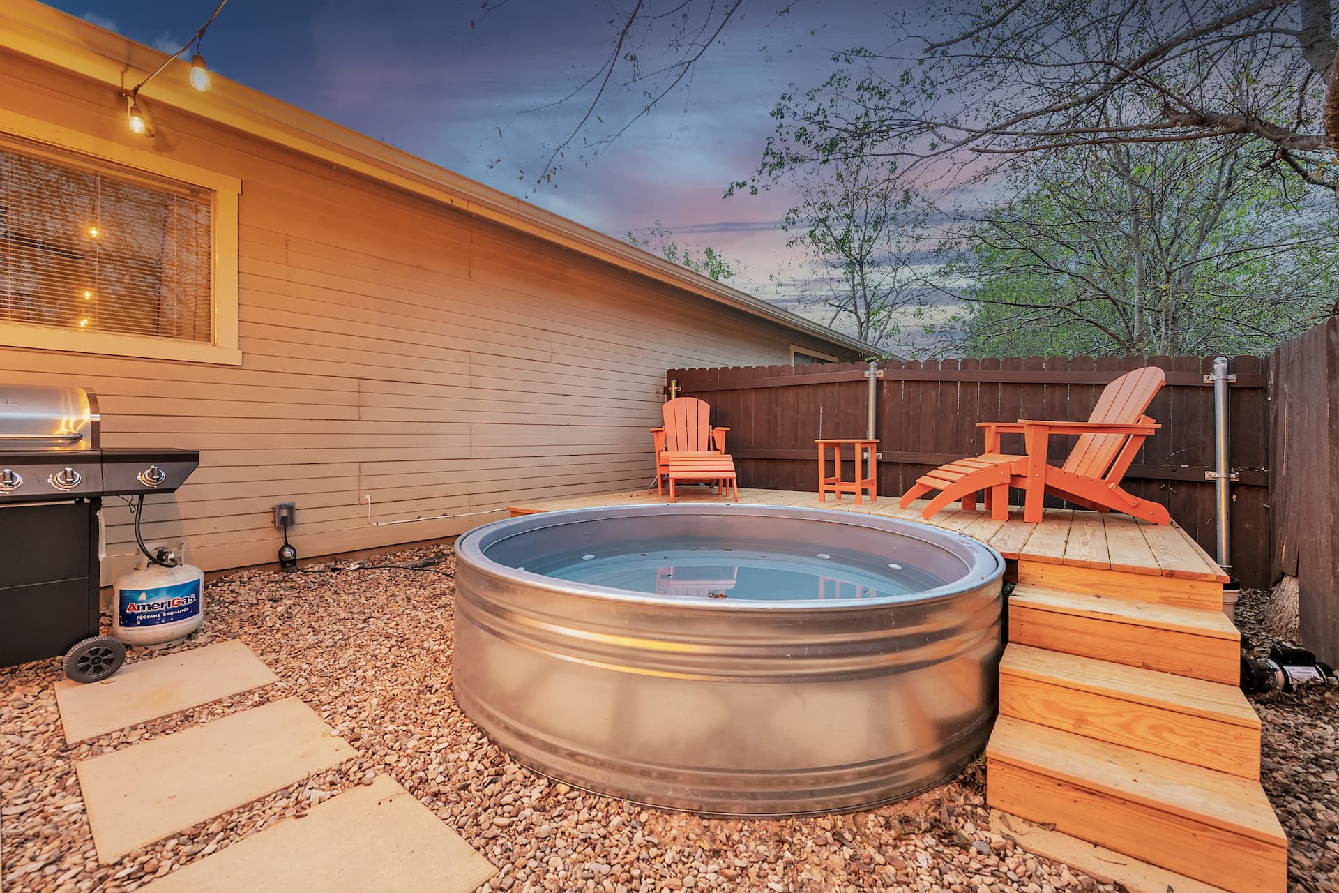 Luxury Cowboy Pool | Disco Retreat • Dog OK