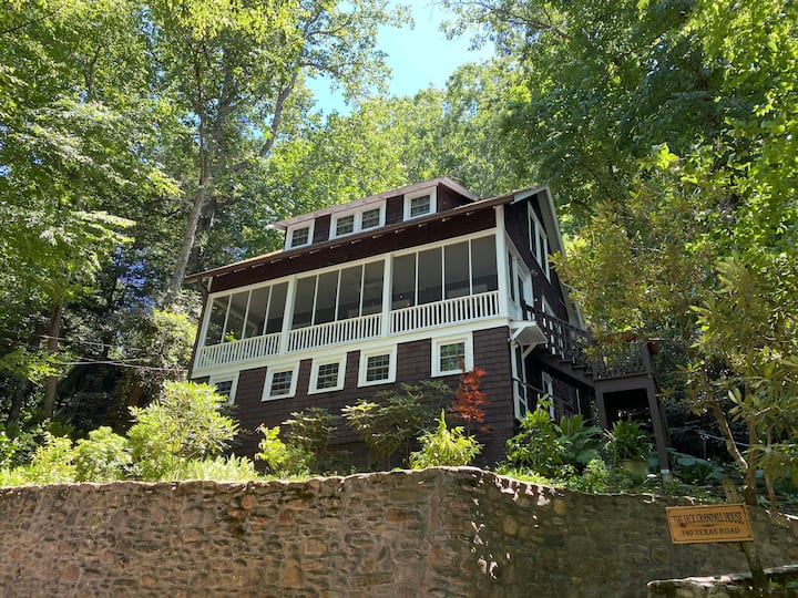 Beautiful cottage in the heart of Montreat, NC! Houses for Rent in