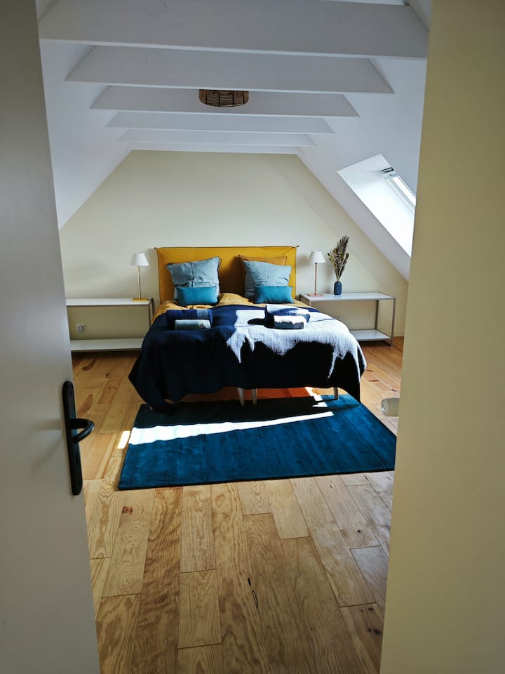 მაღლა ოთახი, საწოლი 160-ში, ზღვის ხედით
