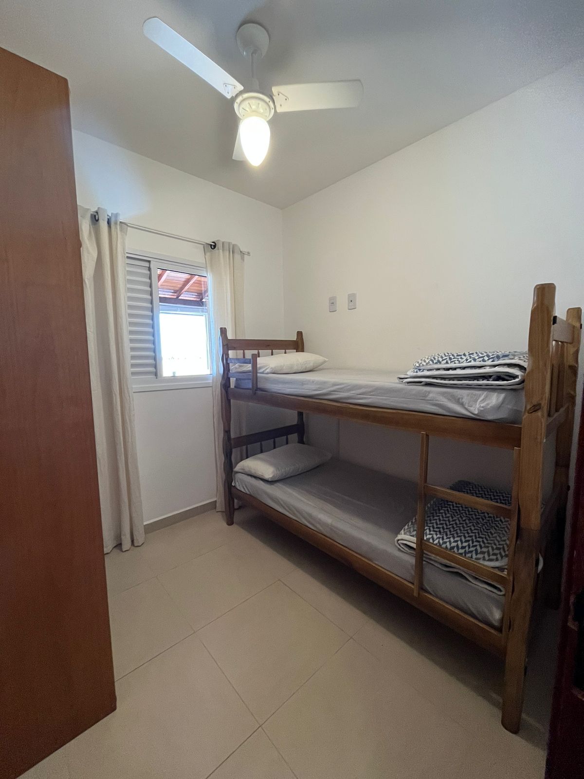 Izba s poschodovou posteľou