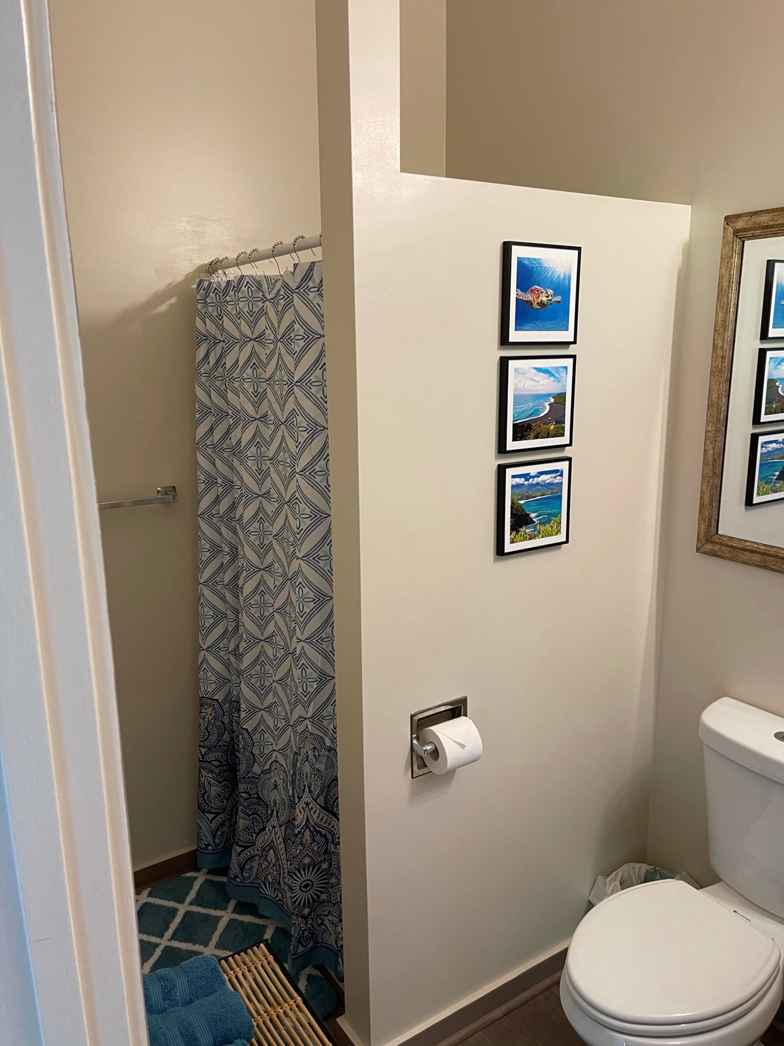Condo in Hilo · ★4.94 · 1 bedroom · 2 beds · 1 private bath - Image 8