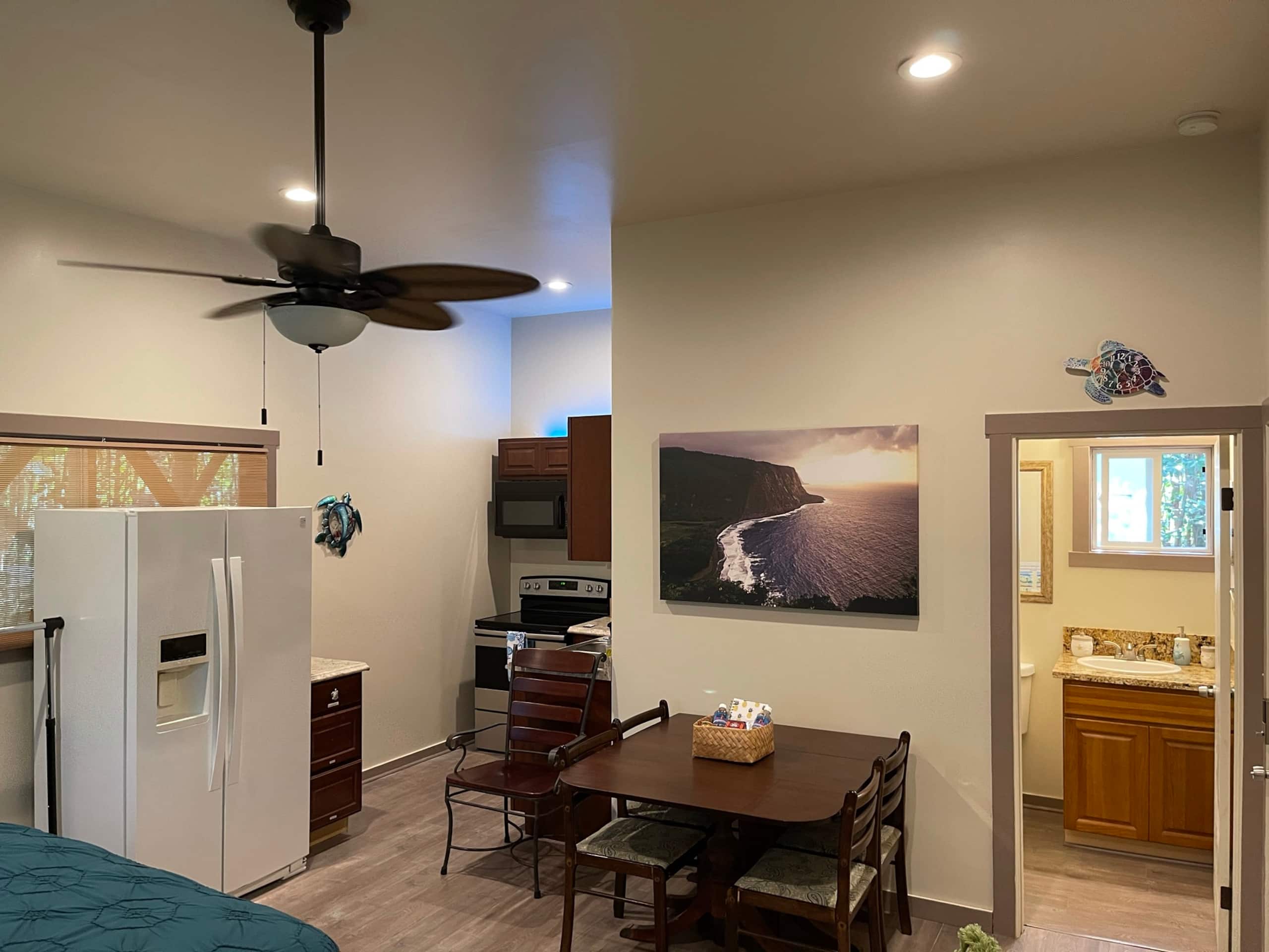 Condo in Hilo · ★4.94 · 1 bedroom · 2 beds · 1 private bath - Image 3