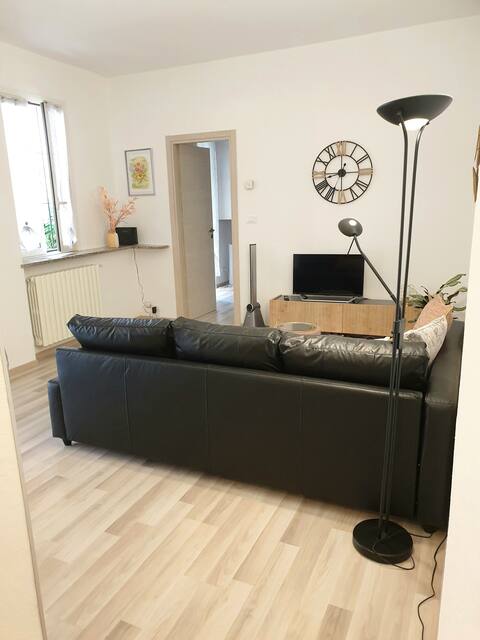 Popular Airbnb listing: I Due Cortili Apartment in Asti