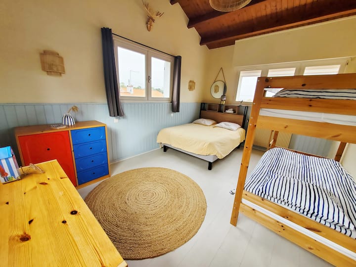 Под на спалня 