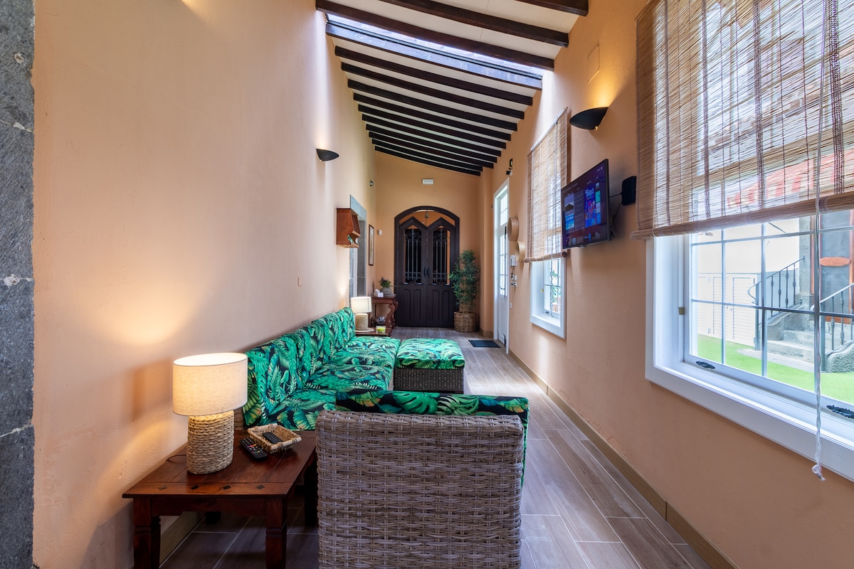 Top Airbnb: Gildana Emblematic House; History and Heritage à Arucas