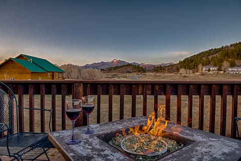 Bluebird House Pagosa - Mountain Memories!