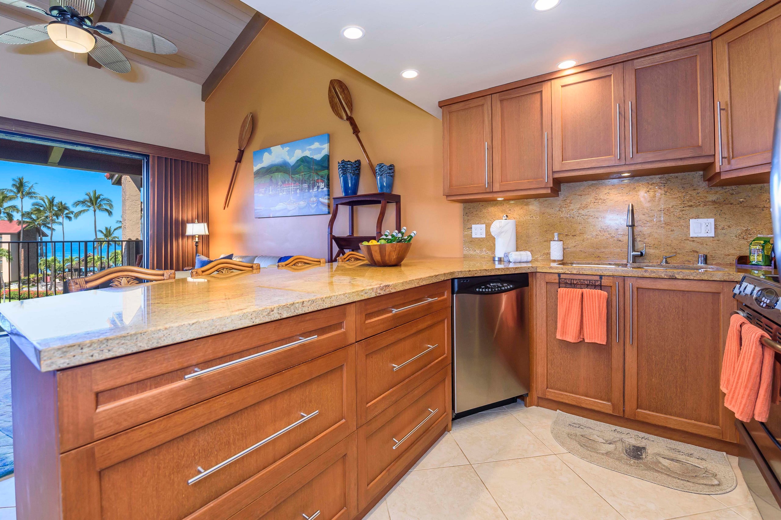 Condo in Lahaina · ★4.71 · 3 bedrooms · 3 beds · 3 baths - Image 9