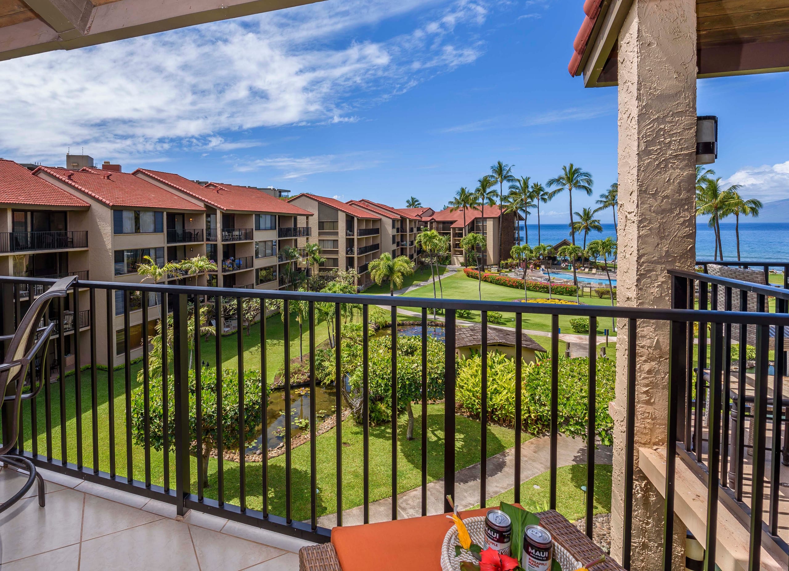 Condo in Lahaina · ★4.71 · 3 bedrooms · 3 beds · 3 baths - Image 31