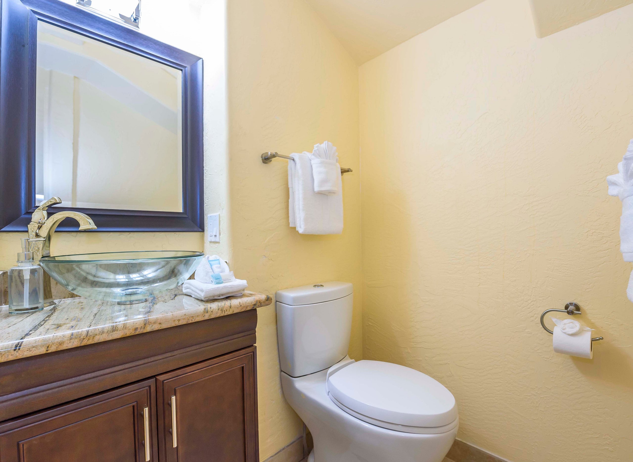 Condo in Lahaina · ★4.71 · 3 bedrooms · 3 beds · 3 baths - Image 26
