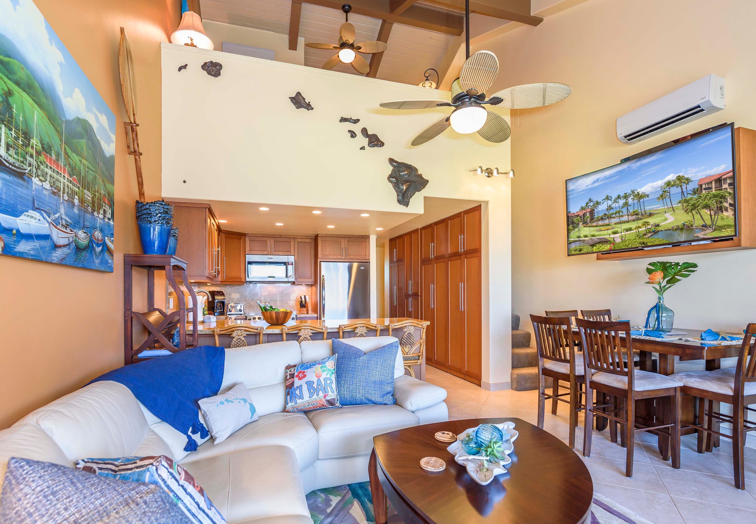 Condo in Lahaina · ★4.71 · 3 bedrooms · 3 beds · 3 baths - Image 2