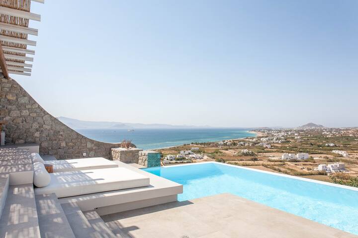 Bellevue Villa Two – 2 bedroom spacious villa gallery image 4