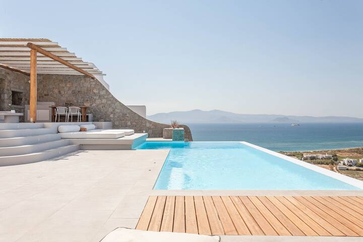 Bellevue Villa Two – 2 bedroom spacious villa gallery image 3