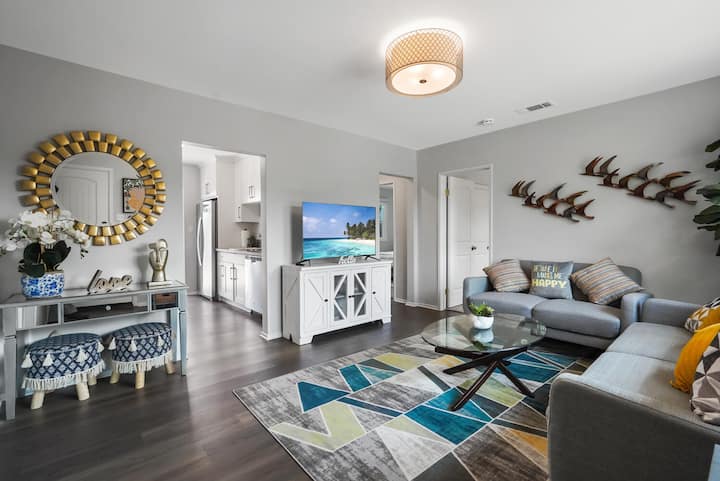 L.a. Retreat | Old Town Monrovia | 3 Blocks | - Arcadia, CA