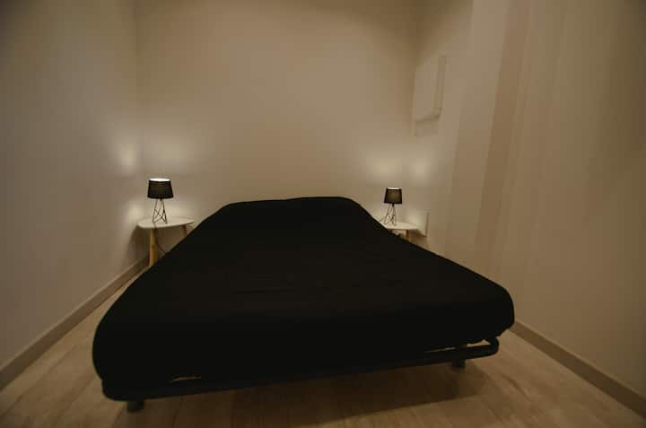 Chumba cha 5 / Chambre 5