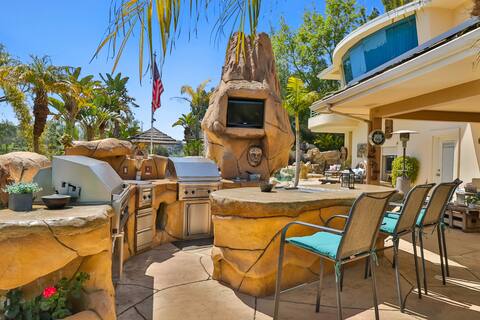Island Style Oasis Home- Island in the Sky