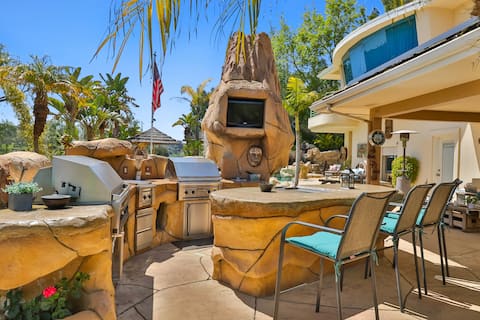 Island Style Oasis Home- Island in the Sky