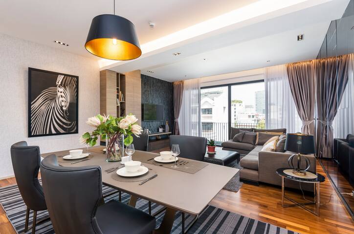 2 Storey Penthouse with Roof-Top Pool in Thonglor gallery image 2