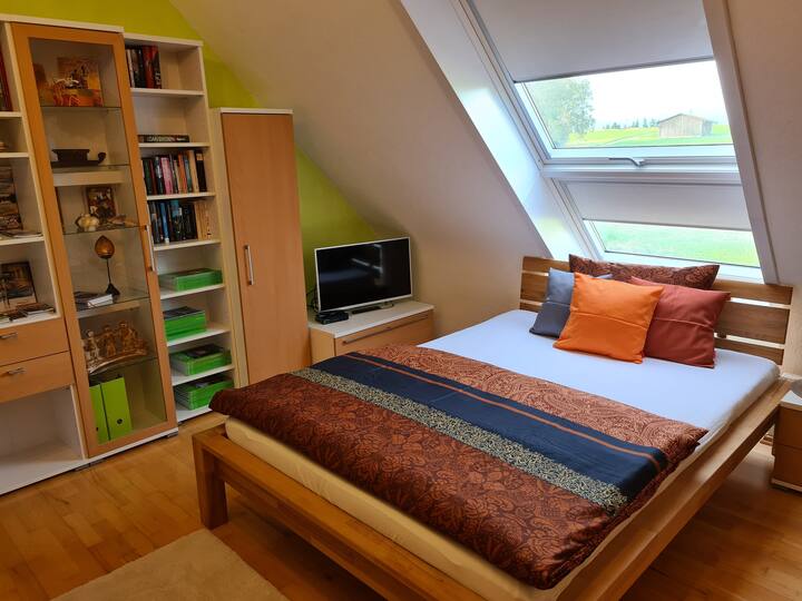 Camera n. 2 - 
Sognare sotto le stelle -
sia da soli...