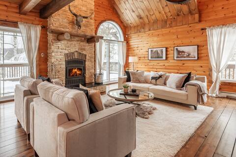 Waterfront - hot tub - Theatre - Mont-Tremblant