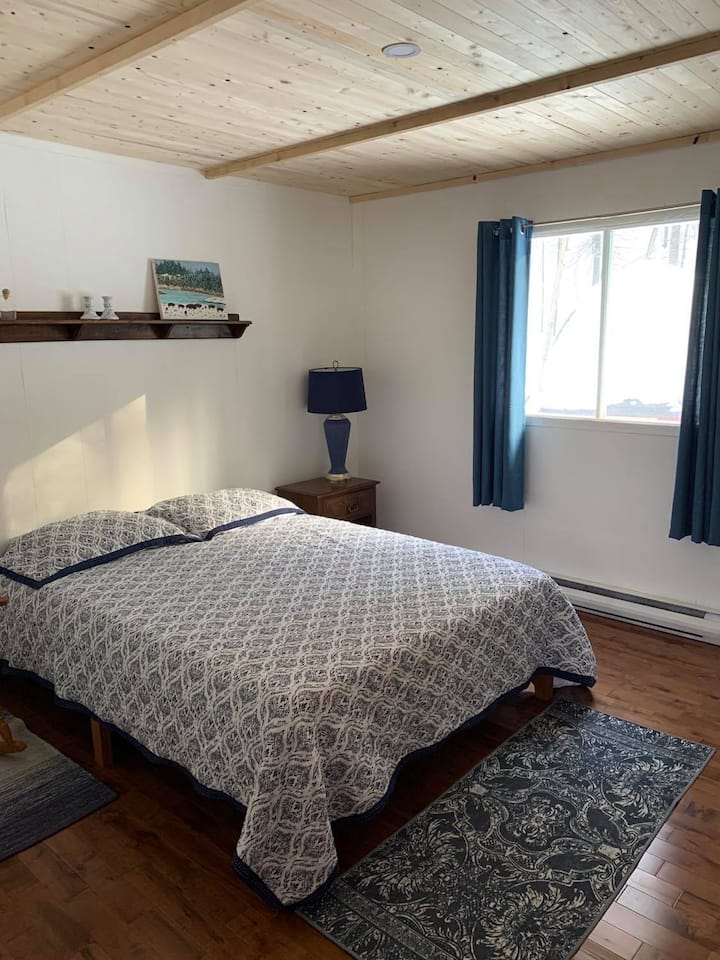 Druga spavaća soba u prizemlju.