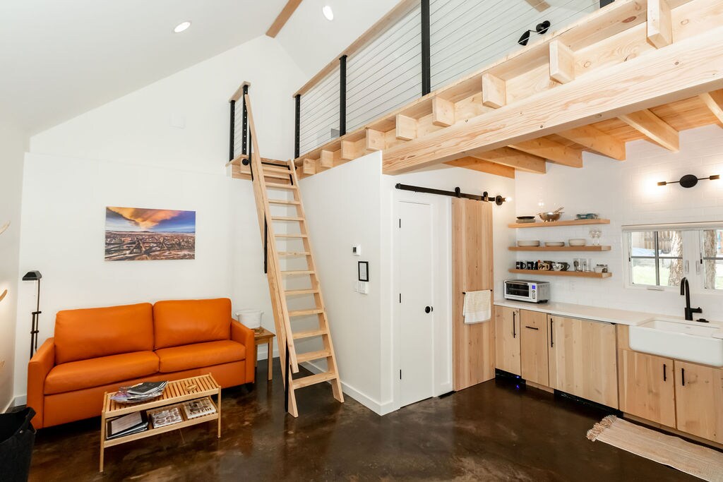 Popular Airbnb listing: 3rd Street Eco-Cottage in Helena