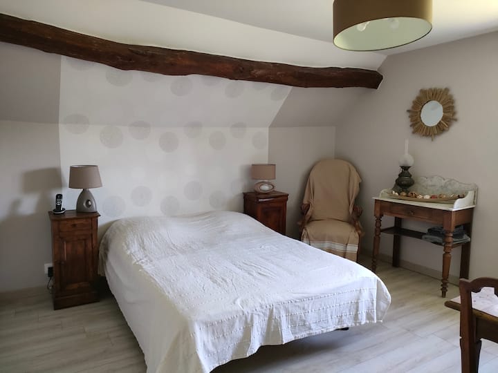 საძინებელი 1