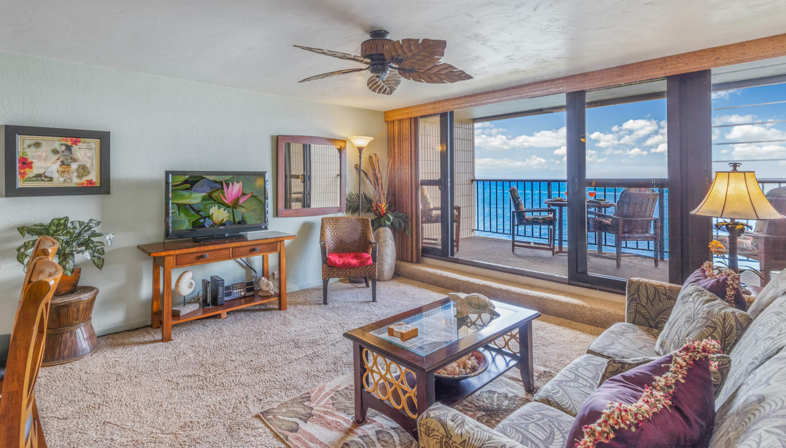 Condo in Lahaina · ★4.89 · 1 bedroom · 2 beds · 1 bath - Image 3