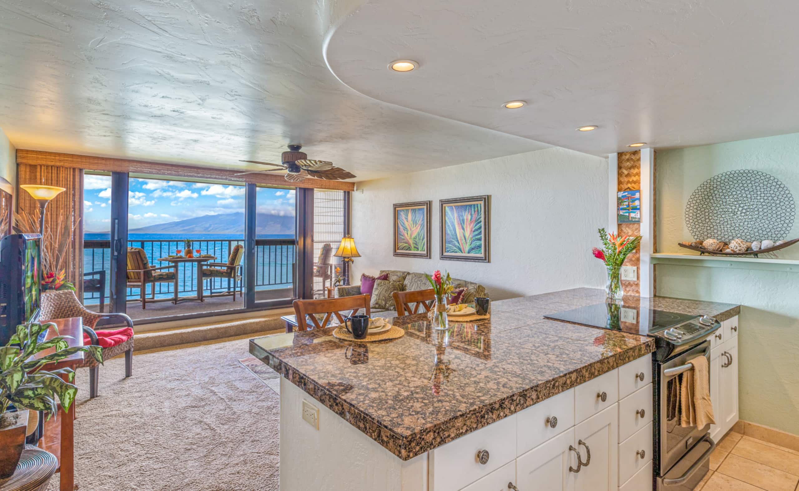 Condo in Lahaina · ★4.89 · 1 bedroom · 2 beds · 1 bath - Image 7