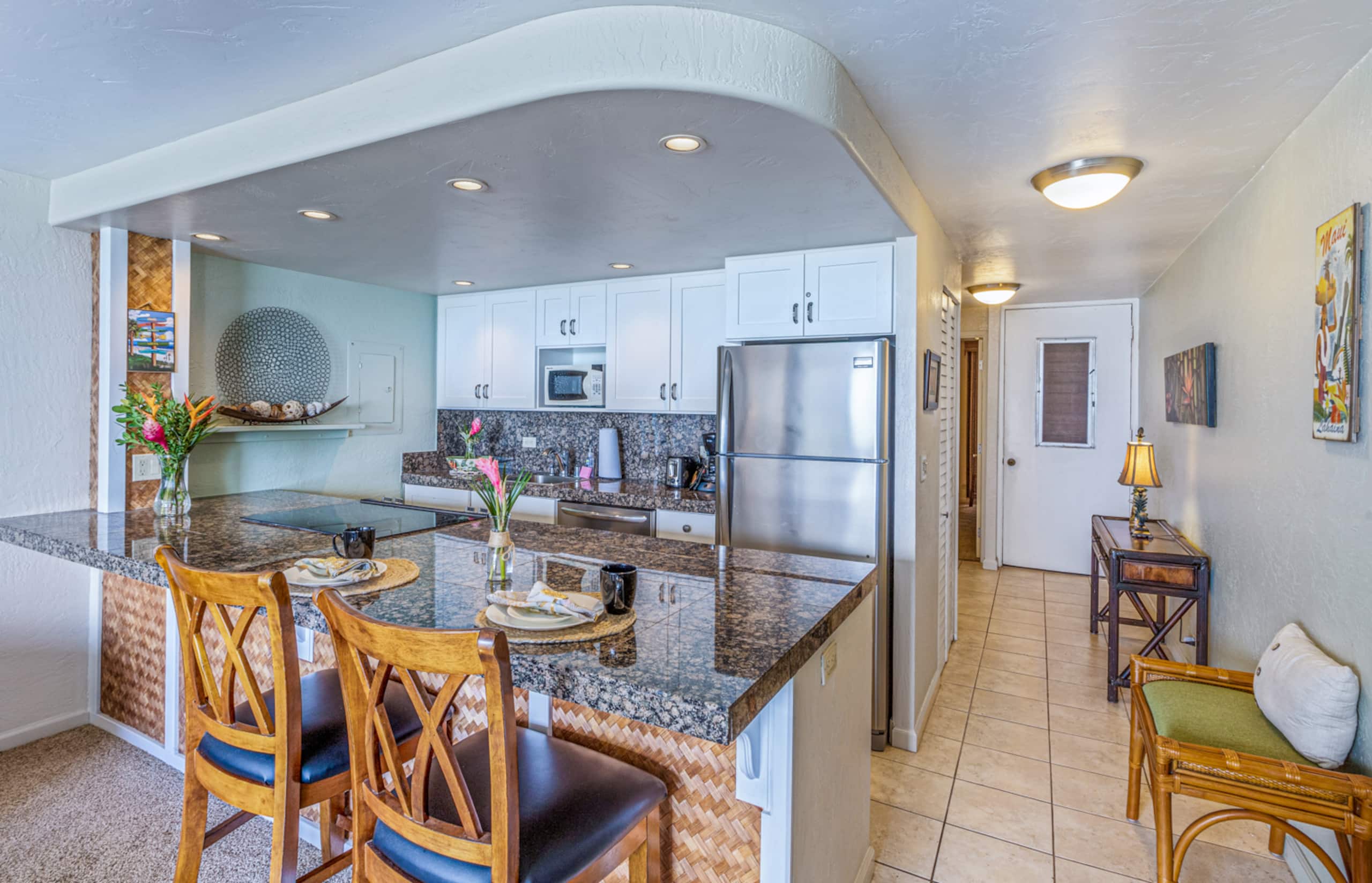 Condo in Lahaina · ★4.89 · 1 bedroom · 2 beds · 1 bath - Image 10