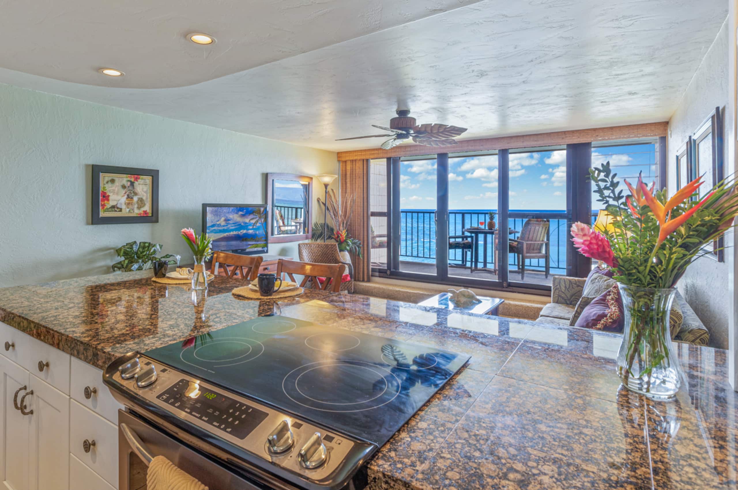 Condo in Lahaina · ★4.89 · 1 bedroom · 2 beds · 1 bath - Image 8
