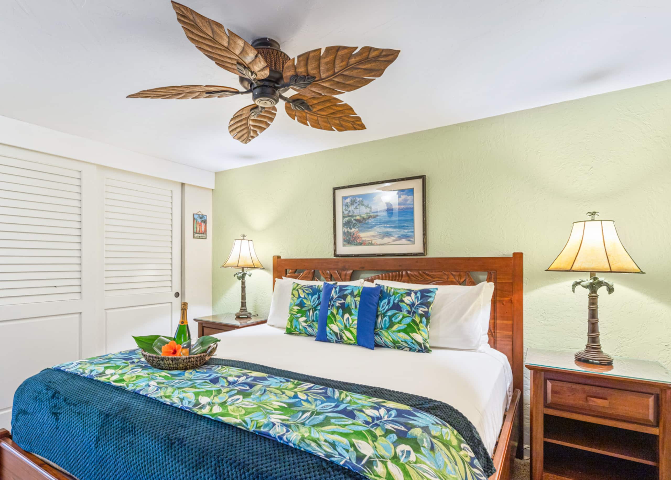 Condo in Lahaina · ★4.89 · 1 bedroom · 2 beds · 1 bath - Image 14
