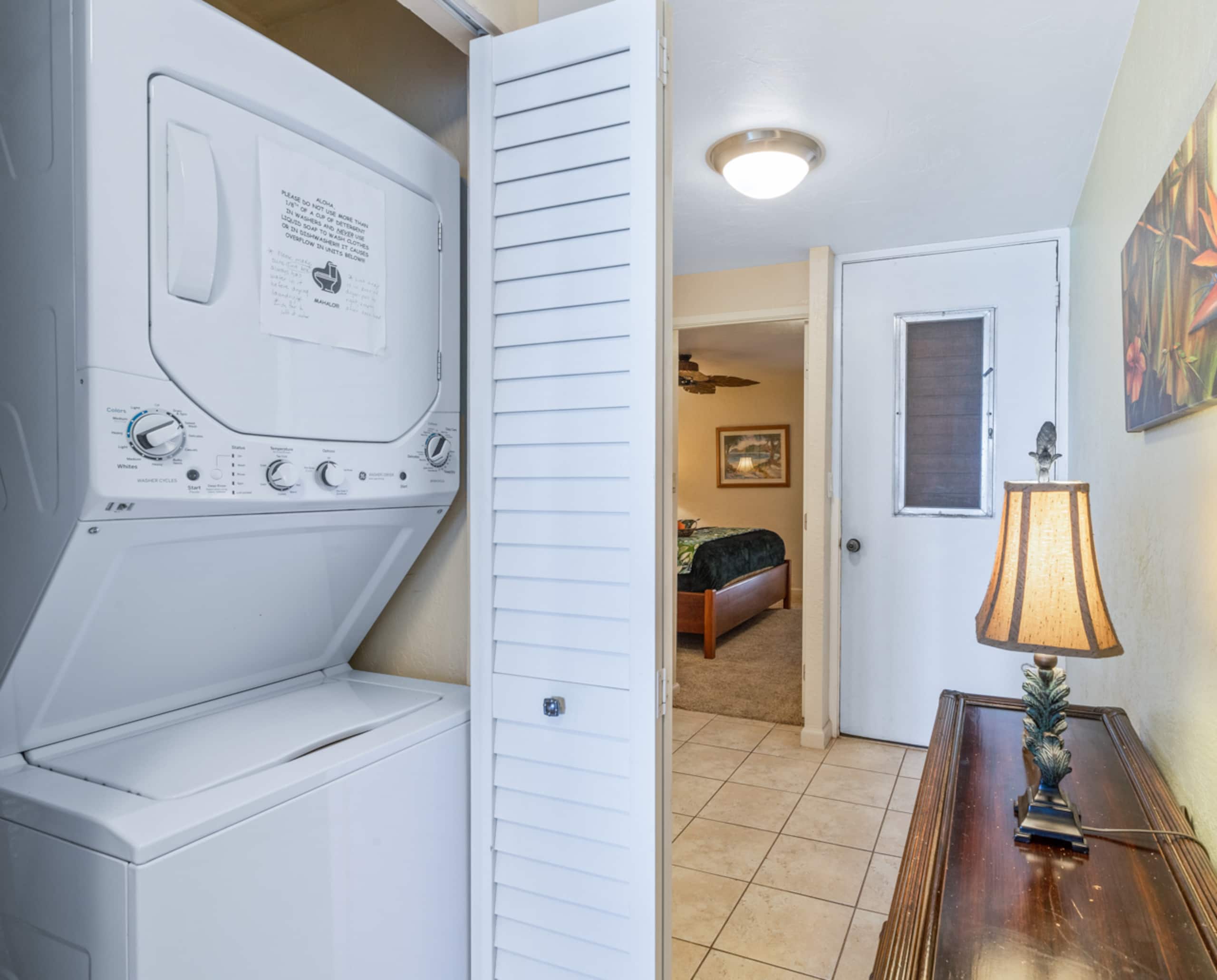 Condo in Lahaina · ★4.89 · 1 bedroom · 2 beds · 1 bath - Image 24
