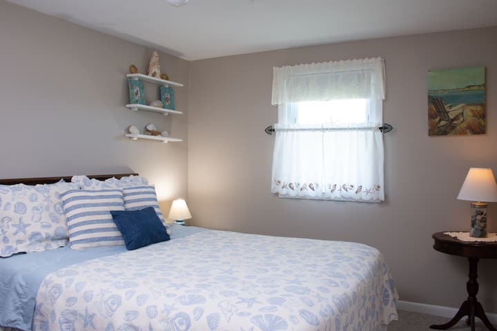 Spavaća soba br. 1 (bračni krevet)