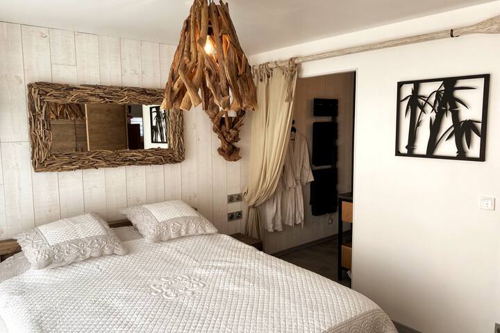 Chambre salle de bain  Sanders