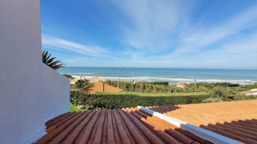 Beachfront Villa | 2 minute walk from the beach gallery image 4