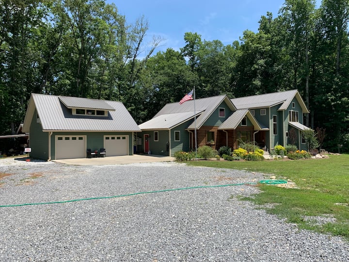 Lake Burton Vacation Rentals & Homes United States Airbnb