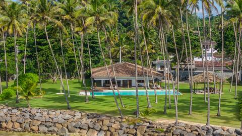 Stella Beach Villa