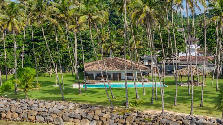 Stella Beach Villa