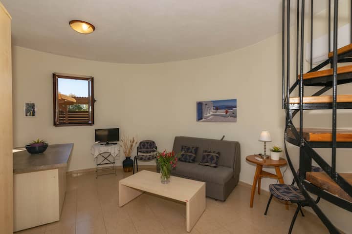 Kuzhina dhe zona e ndenjjes