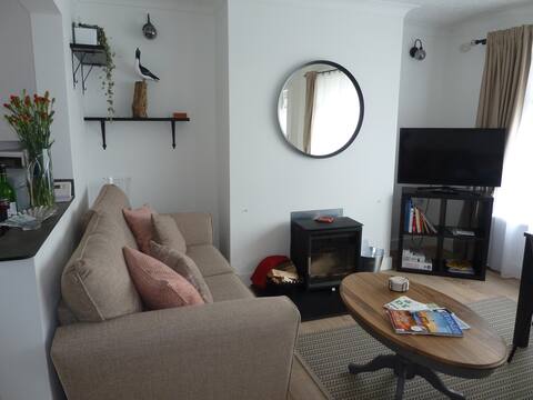Successful Airbnb property: Two Sails - 4 Bed House or 2 connecting units in Brixham
