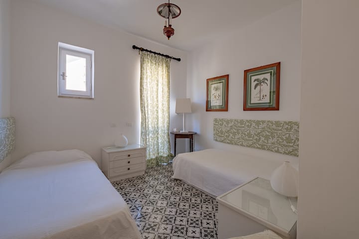 Treća spavaća soba s dva odvojena kreveta - treća spavaća soba s dva odvojena kreveta