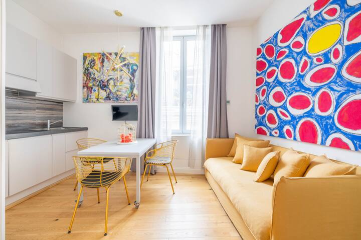 TRINITA’ DEI MONTI new apt in the Heart of Rome gallery image 2