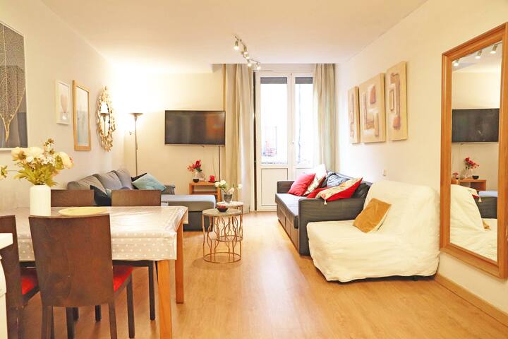 bcn-rentals-ramblas 7, just 7-10 min to Ramblas