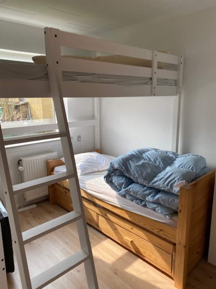 غرفة النوم 1