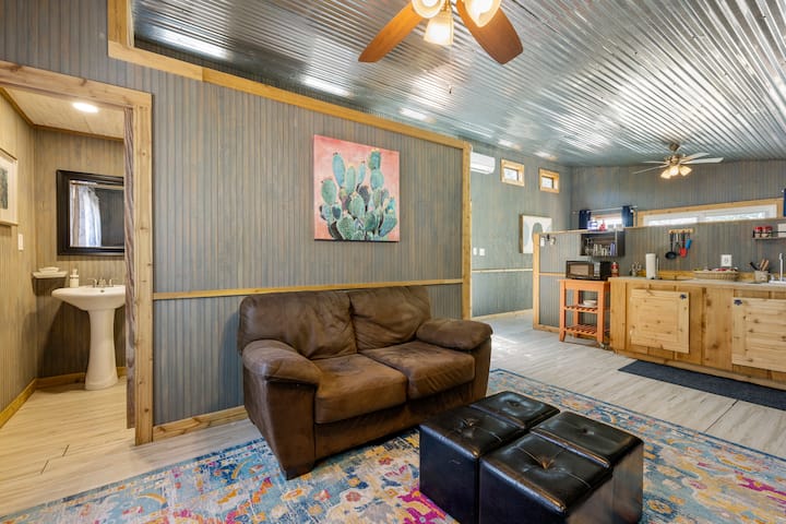 Romantic Cabin at The Blanco - Hot Tub & Deck View