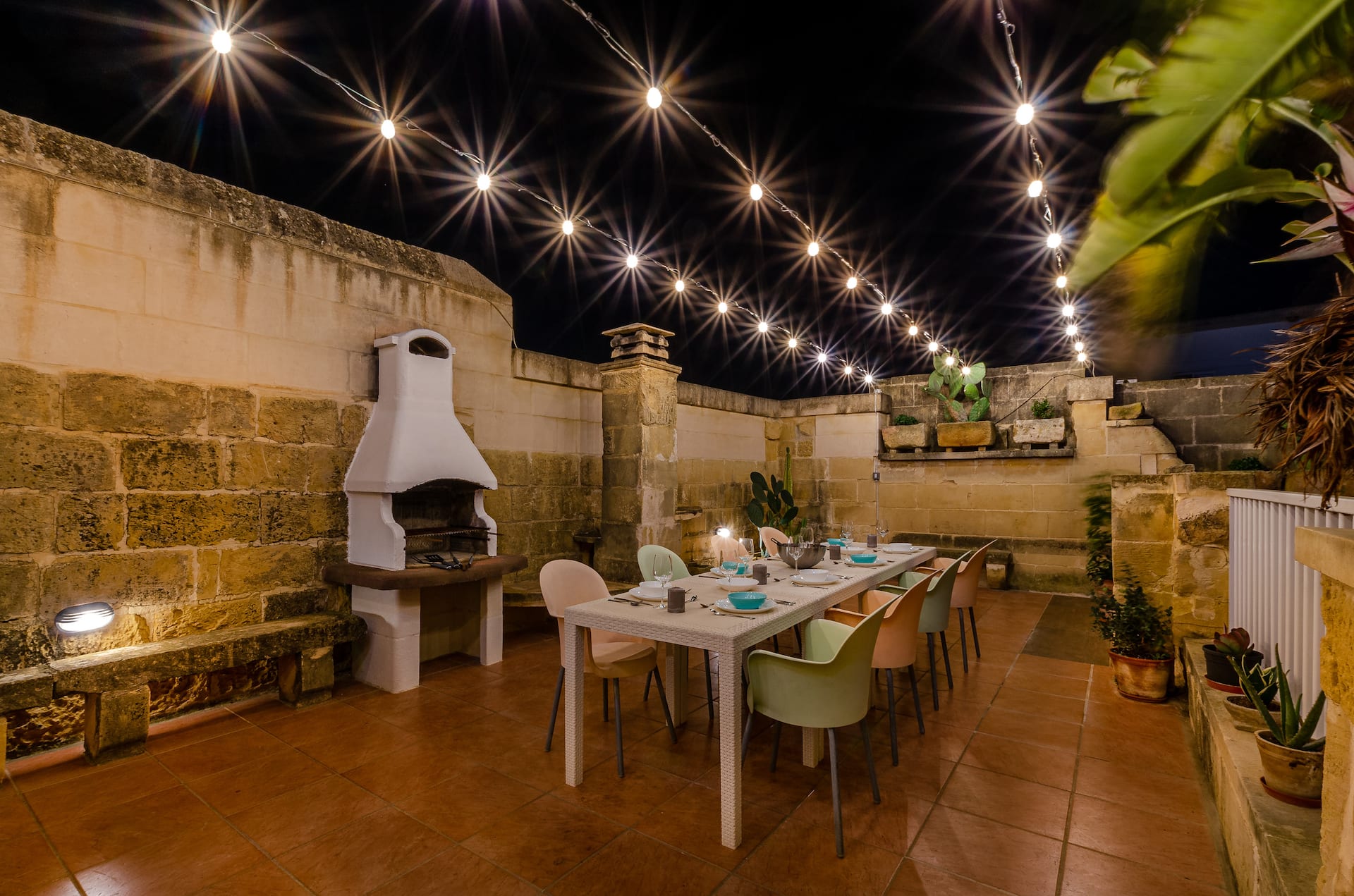 300y/o Gozo Villa with 2 Pools + Incredible Garden — foto 4