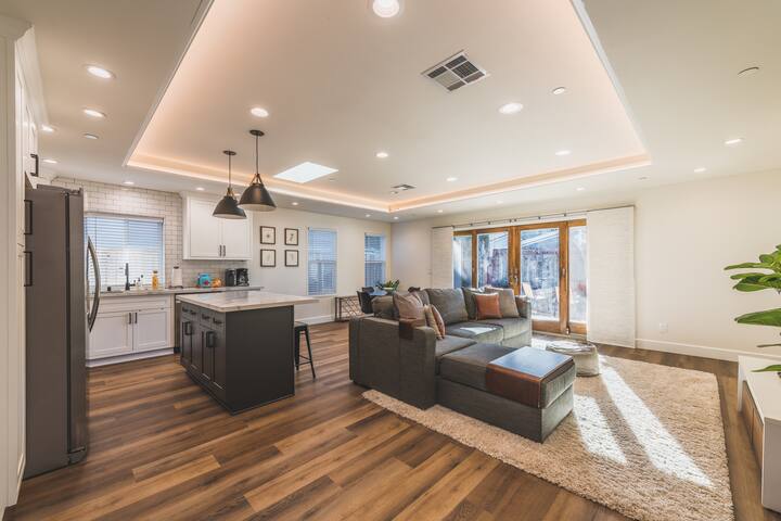 Scandi Modern 3BR 2.5BA * Heart of Silicon Valley gallery image 5