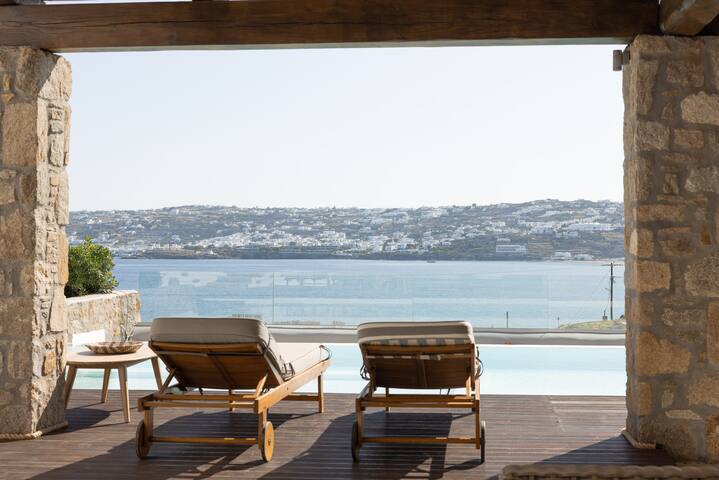 Bungalow with Private Pool & Sea View